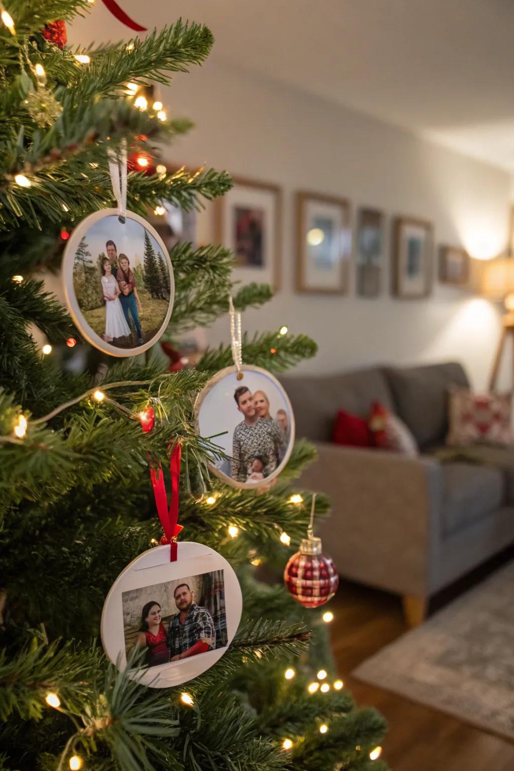 A Christmas tree decorated with ornaments full of memories