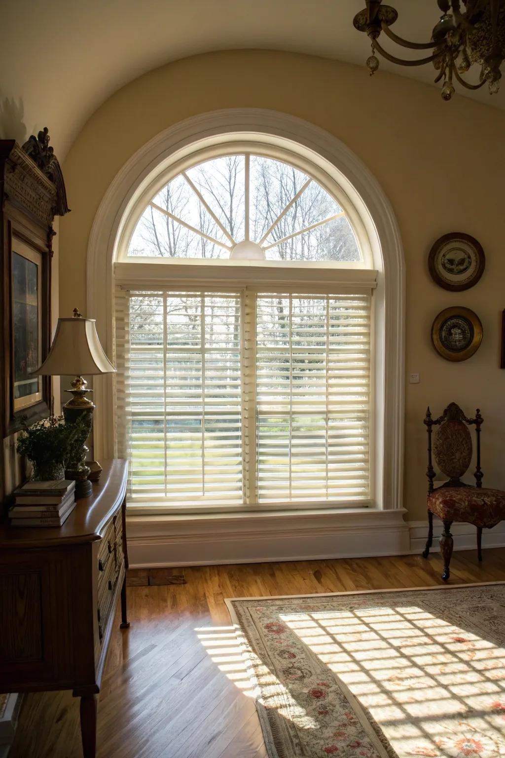 Horizontal slats add a classic and special touch to oval windows.